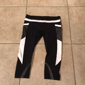 Lululemon reflective Run Capri